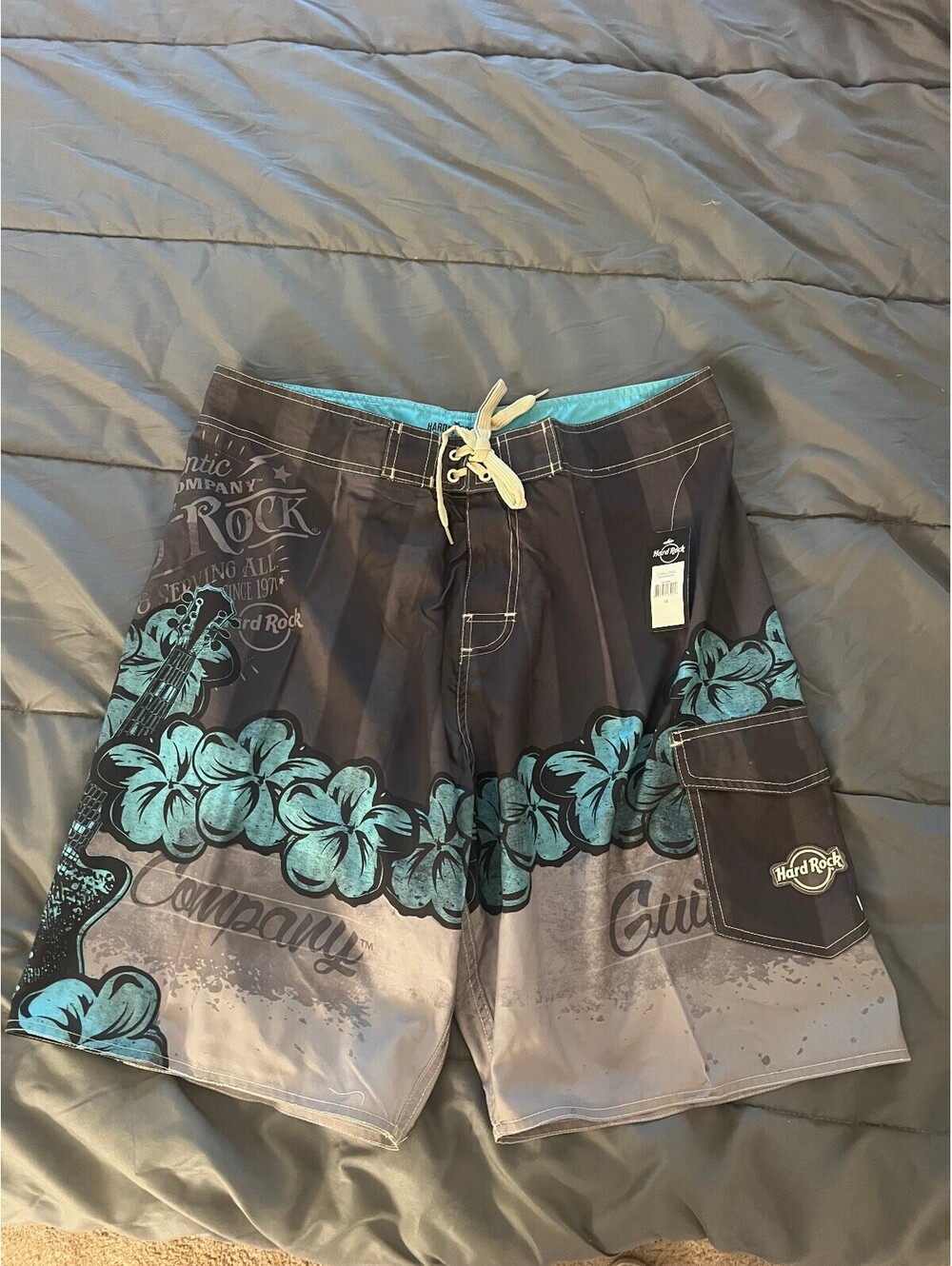 Hard Rock mens Board shorts size 34